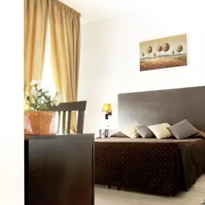 Roman Residence Рим