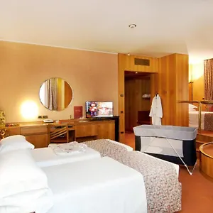 https://michelangelo-milan.italymilanhotels.net